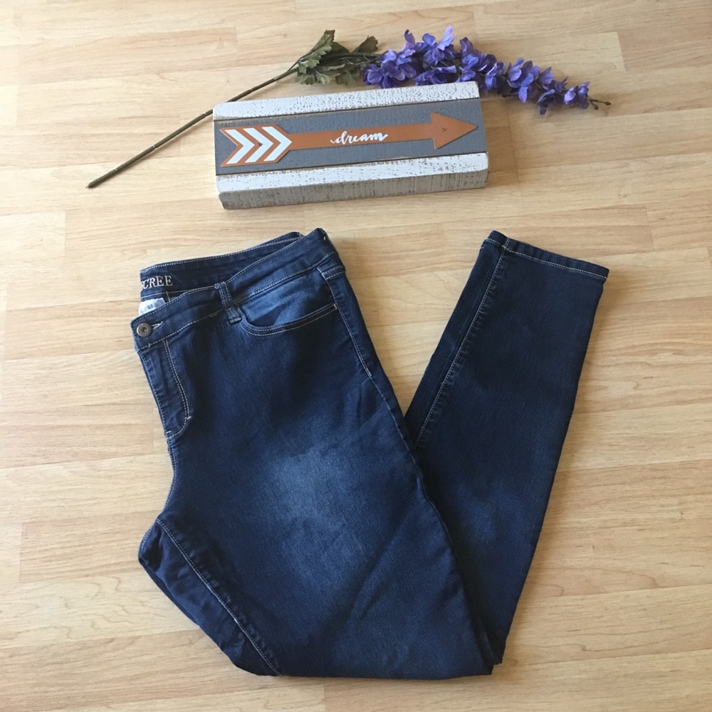 Decree Jeggings